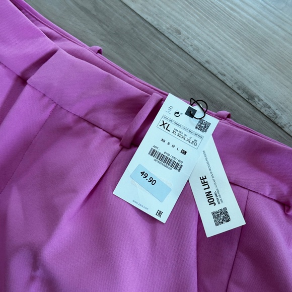 Never worn - Zara neon pink suit XL - Picture 11 of 16